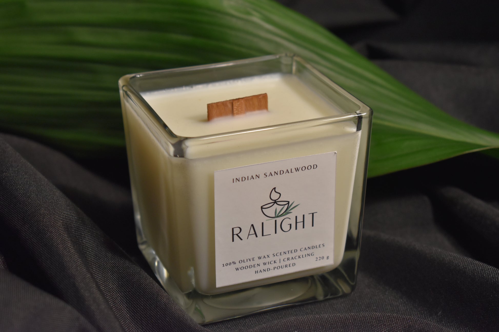 Ralight scented candle wood wick indian sandalwood